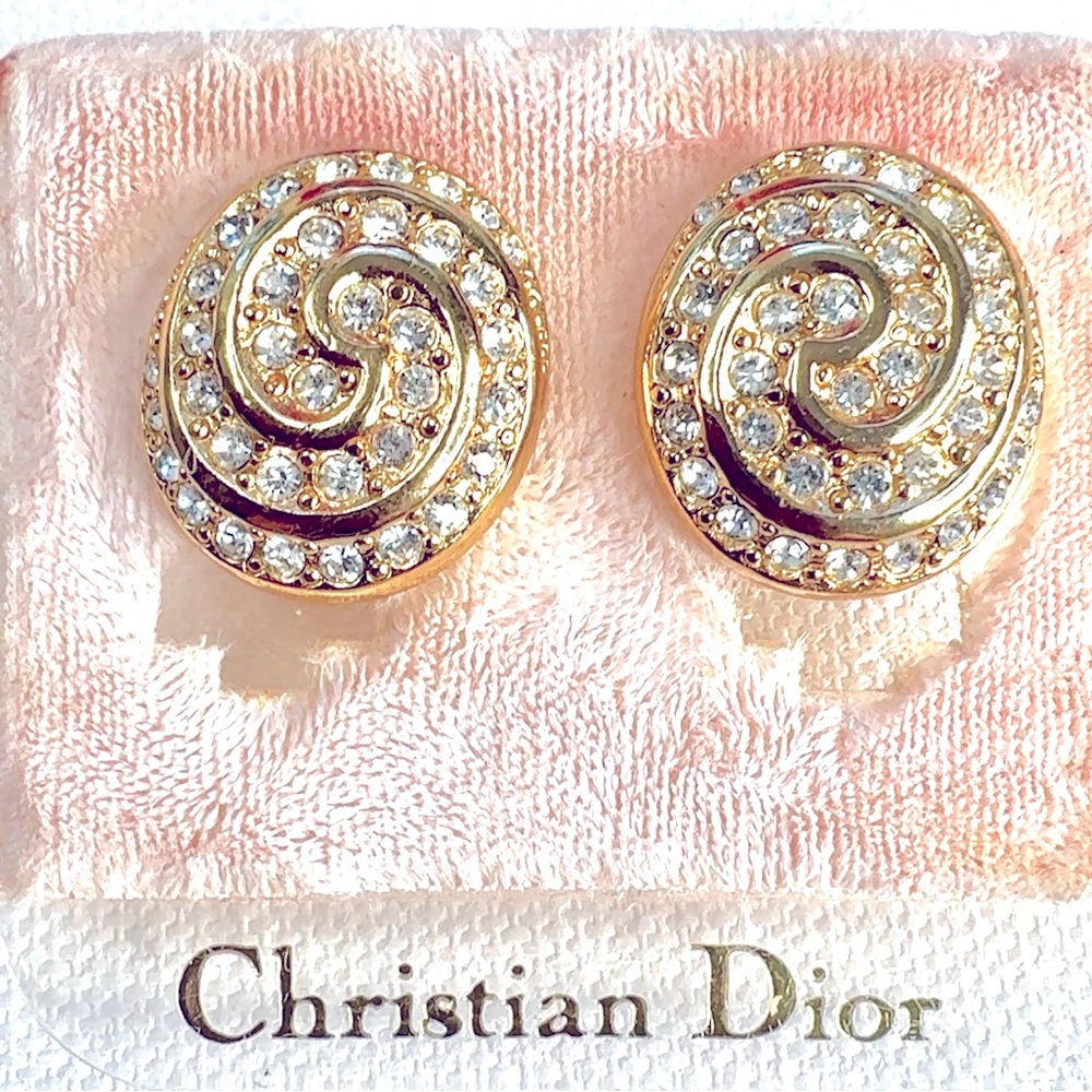 ChRISTIAN DIOR signed vintage gold plated rhinestone rose flower clip earrings